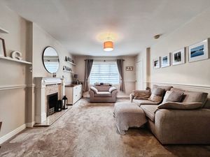 Lounge- click for photo gallery